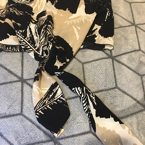 Boutique Tank - Picture 4 of 4